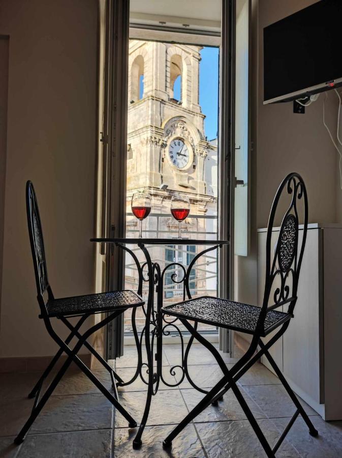 マルティナ・フランカIl Plebiscito Luxury Loft Fronte Basilicaアパートメント エクステリア 写真